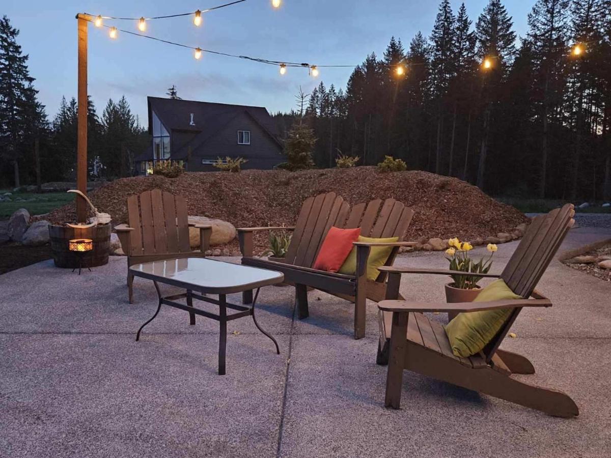 Stunning Mt Rainier Views!Tahoma Ridge Cottage Eatonville Exterior foto